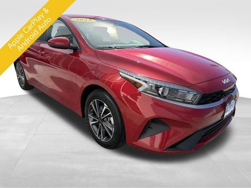 Certified 2024 Kia Forte LXS FWD image 9