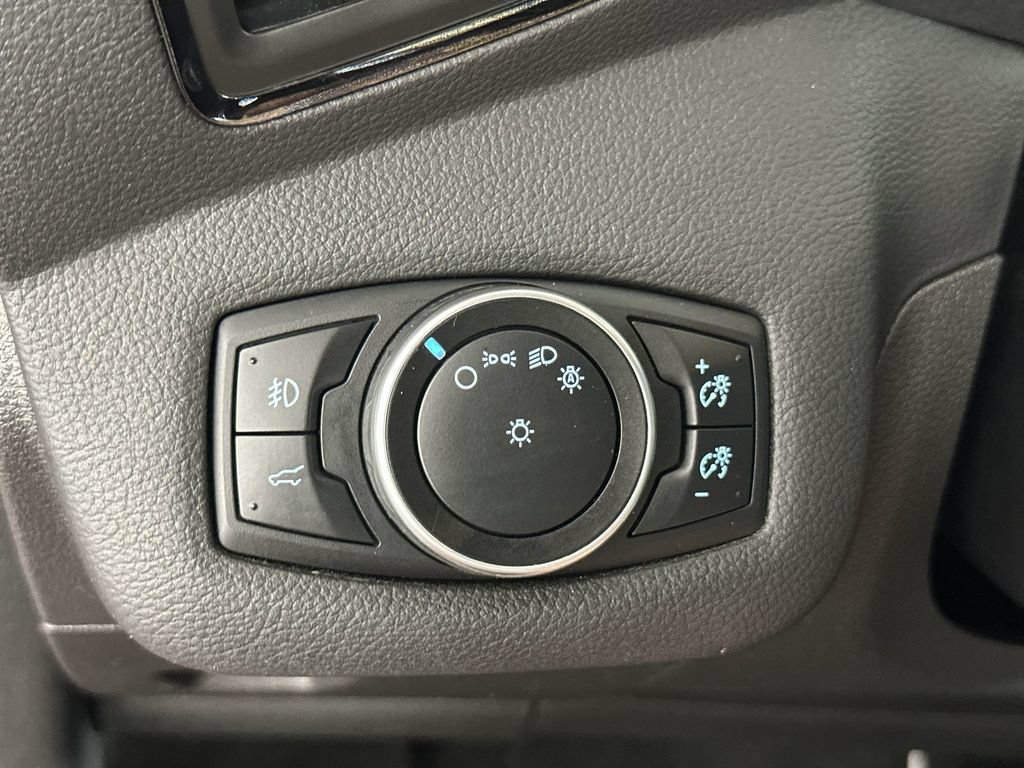 Used 2017 Ford Escape Titanium AWD/4WD image 20