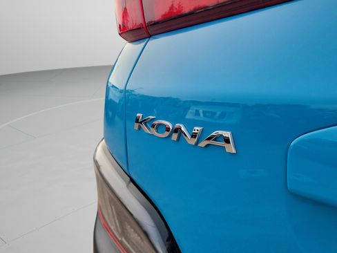 Used 2023 Hyundai Kona Limited image 7