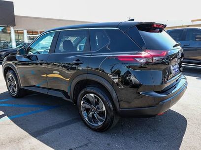 Used 2024 Nissan Rogue SV