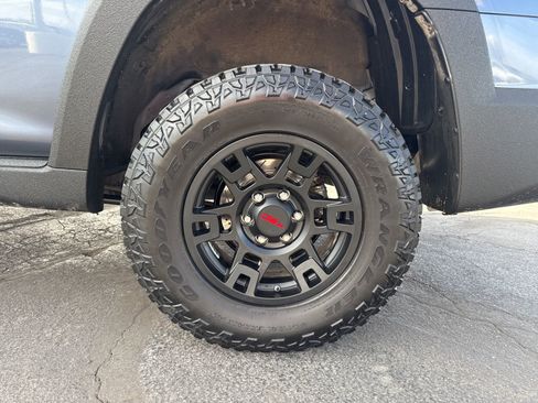 Used 2013 Toyota 4Runner Limited image 20