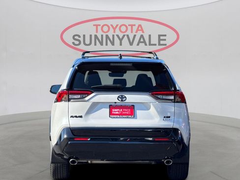 Used 2025 Toyota RAV4 XSE image 9