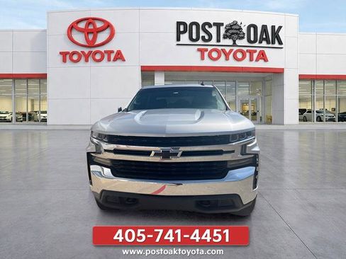 Used 2019 Chevrolet Silverado 1500 LT w/ Texas Edition AWD/4WD image 2