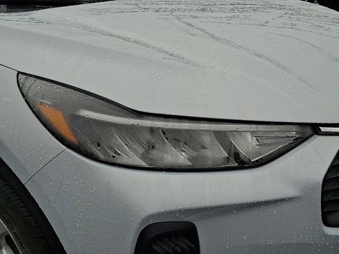 Used 2026 Ford Escape Active image 9