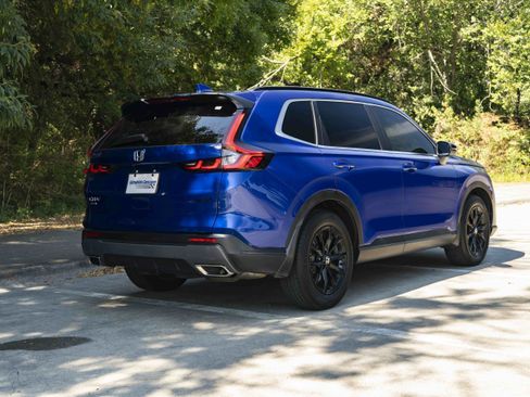 Used 2023 Honda CR-V Sport image 9