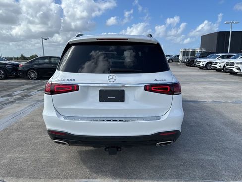 Used 2023 Mercedes-Benz GLS 580 4MATIC image 6