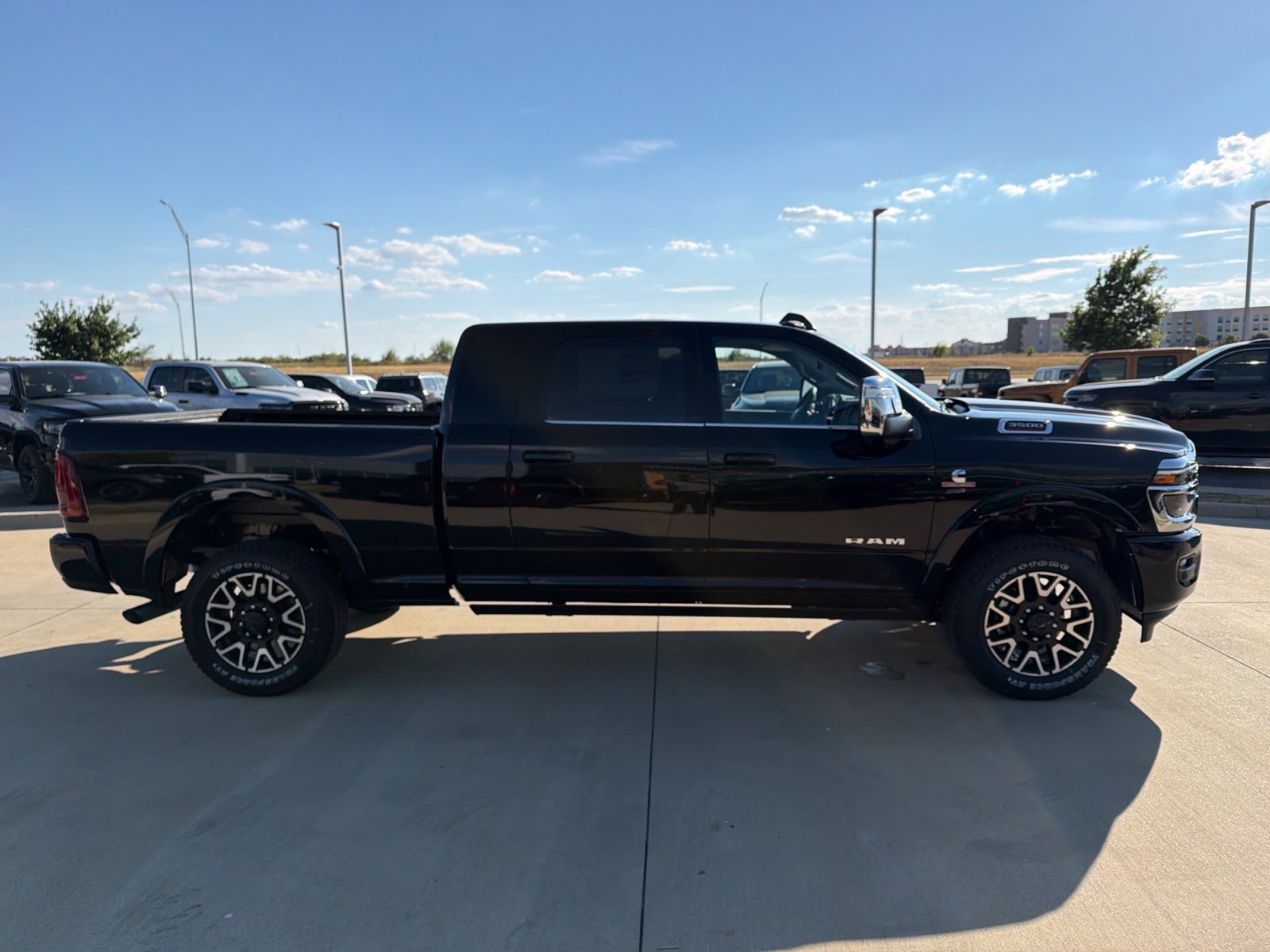 New 2027 RAM 3500 Limited AWD/4WD image 6