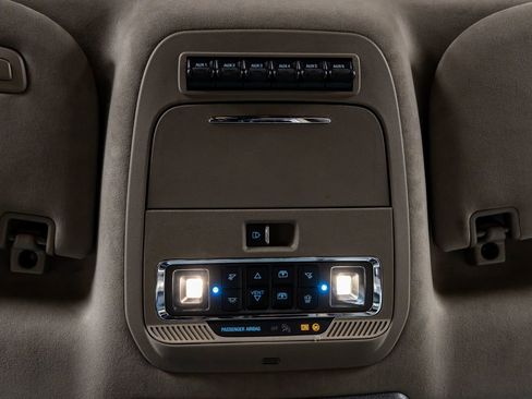 Used 2025 Ford F250 Platinum w/ Platinum Plus Package image 28