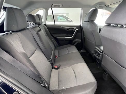 Used 2025 Toyota RAV4 XLE image 18