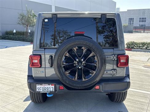 Used 2023 Jeep Wrangler Unlimited Sahara image 4