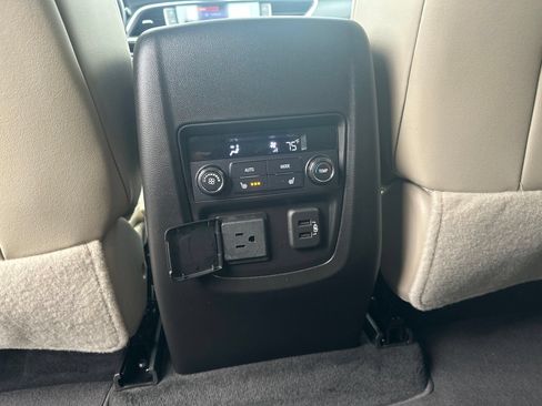 Used 2021 Buick Enclave Premium w/ Surround and Sites Package AWD/4WD image 20