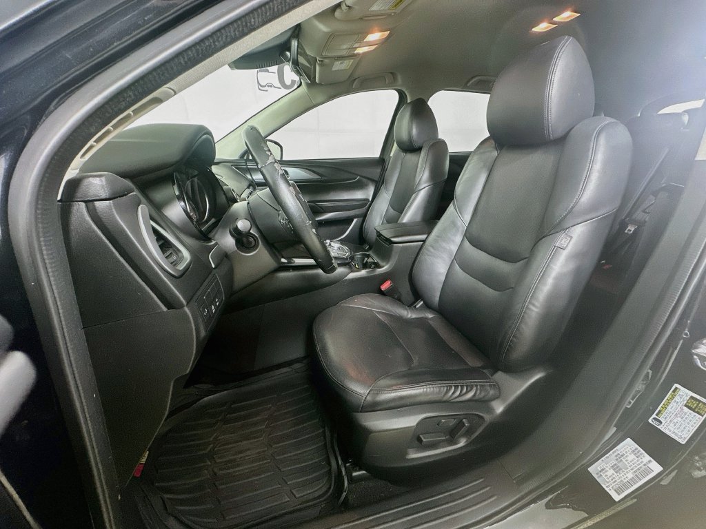 Used 2019 MAZDA CX-9 Touring FWD image 24