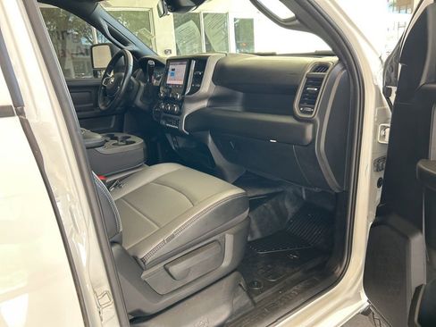 Used 2025 RAM 3500 Tradesman w/ Chrome Appearance Group image 23