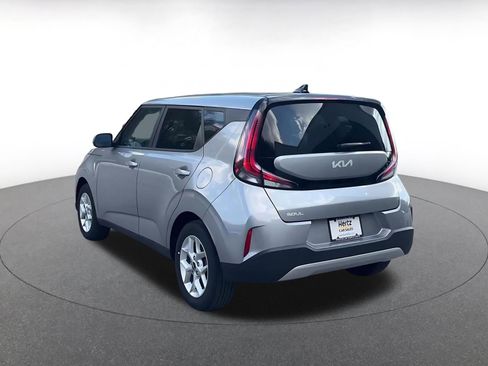 Used 2025 Kia Soul LX w/ LX Technology Package image 12