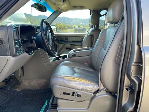 Used 2003 Chevrolet Tahoe LT image 13