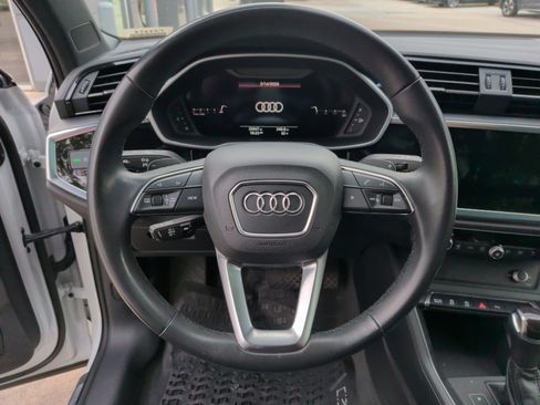 Used 2022 Audi Q3 2.0T Premium Plus w/ Premium Plus Package image 18