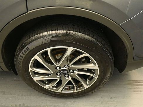 Used 2021 Lincoln Corsair AWD w/ Towing Package I image 9