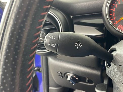 Used 2019 MINI Cooper S w/ Signature Upholstery Package image 14