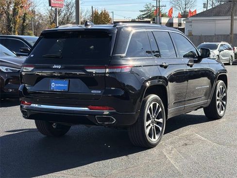 Used 2023 Jeep Grand Cherokee Overland w/ Luxury Tech Group IV image 2