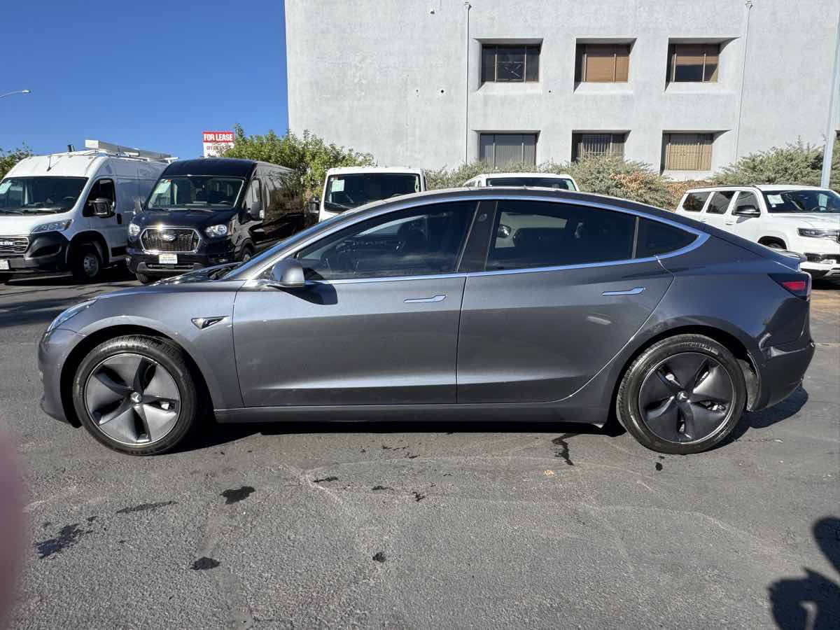 Used 2018 Tesla Model 3 RWD image 8