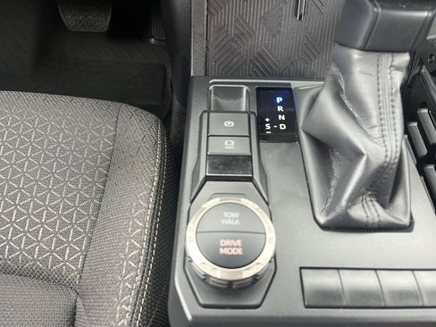 Used 2026 Toyota 4Runner SR5 RWD image 23