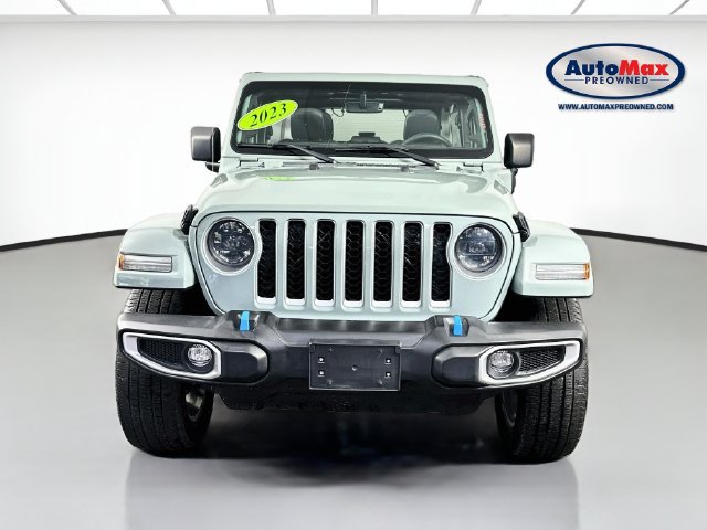 Used 2023 Jeep Wrangler Unlimited Sahara w/ Cold Weather Group AWD/4WD image 7