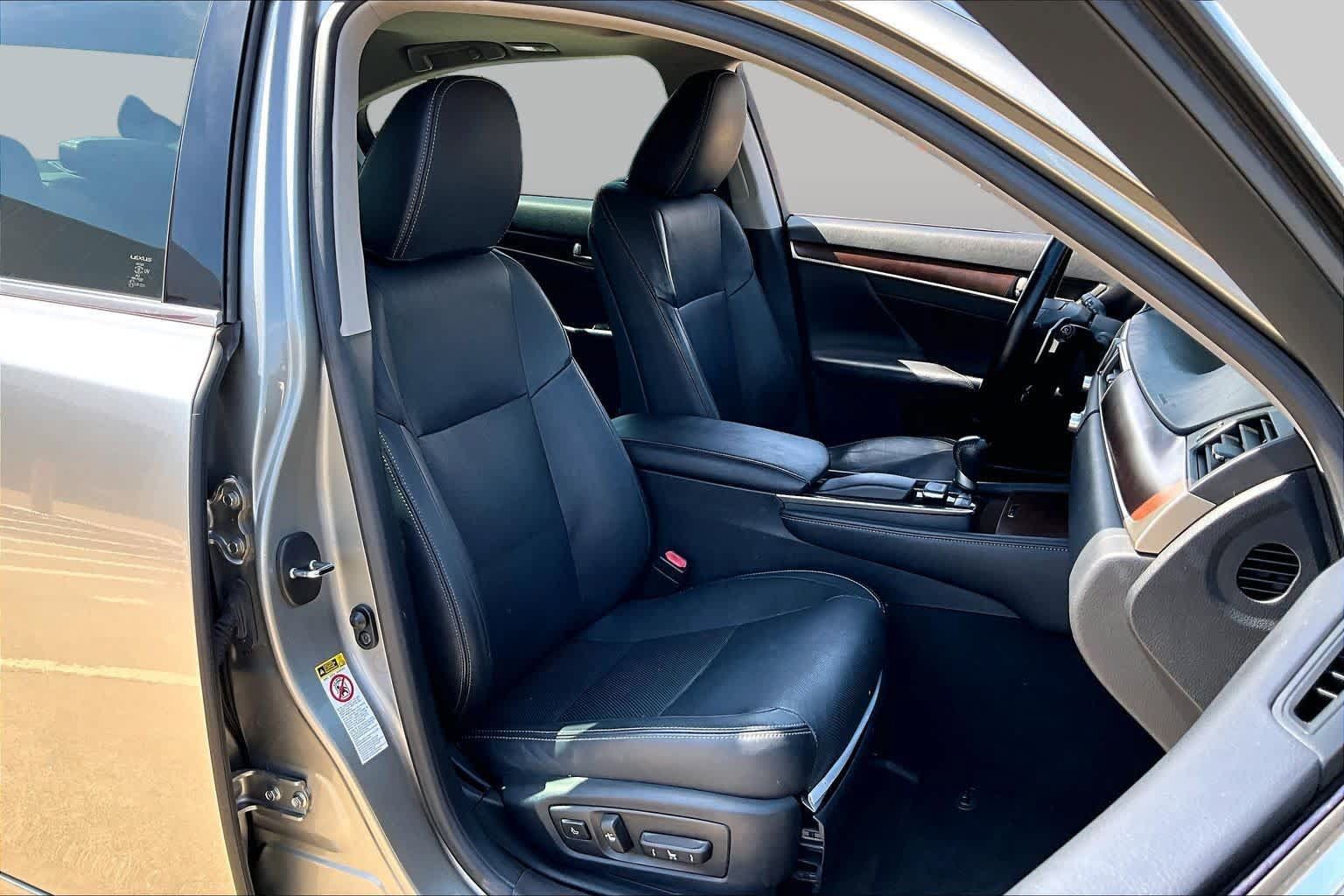 Used 2015 Lexus GS 350 w/ Premium Package RWD image 9
