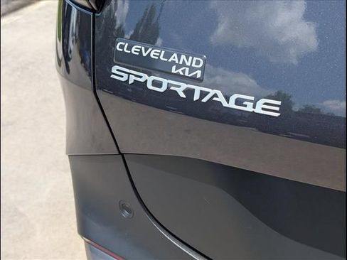 Used 2026 Kia Sportage EX w/ EX Panorama Roof Package FWD image 18
