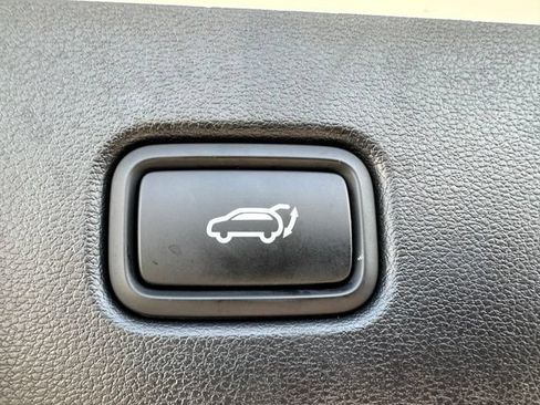 Used 2023 Hyundai Tucson Limited AWD/4WD image 10