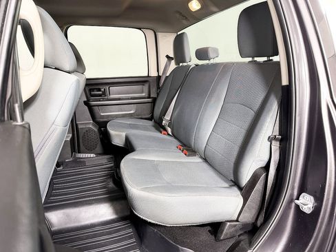 Used 2019 RAM 1500 Express w/ Express Value Package image 33