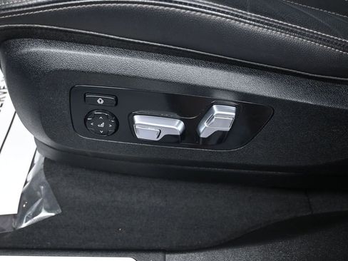 Used 2020 BMW X7 xDrive40i w/ Premium Package AWD/4WD image 12