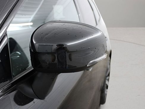 Certified 2025 Volvo XC60 B5 Ultra AWD/4WD image 41