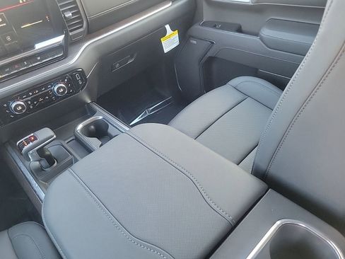 New 2026 GMC Sierra 1500 SLT w/ SLT Convenience Package RWD image 25