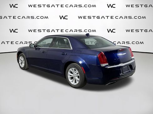 Used 2016 Chrysler 300 Limited RWD image 48