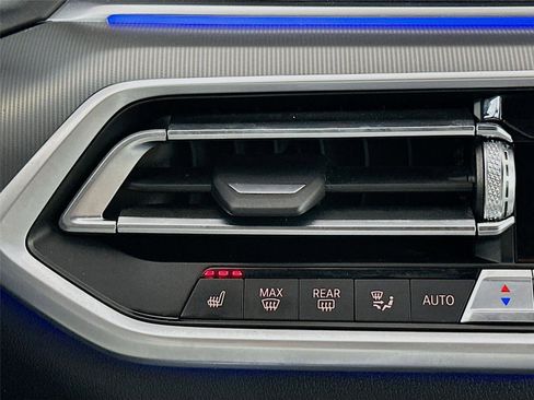 Certified 2023 BMW X5 xDrive40i w/ M Sport Package image 20