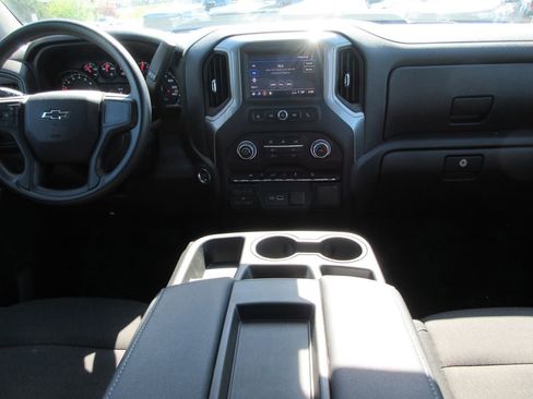 Certified 2024 Chevrolet Silverado 1500 Custom Trail Boss w/ LPO, Dark Essentials Package image 19