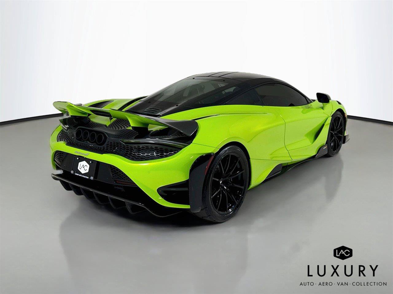 Used 2021 McLaren 765LT RWD image 5