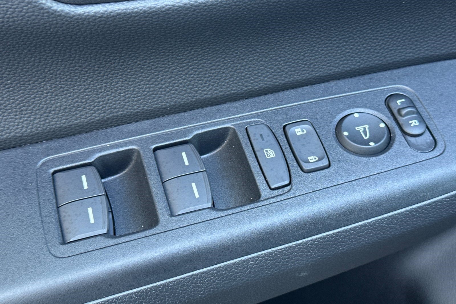 Certified 2025 Honda CR-V Sport-L image 14