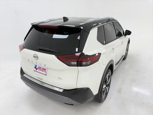 Used 2022 Nissan Rogue SL FWD image 40