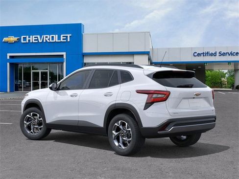 New 2026 Chevrolet Trax LT w/ Driver Confidence Package image 3