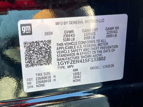 Used 2025 Cadillac XT4 Sport FWD image 32