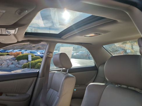 Used 2001 Lexus ES 330 image 12