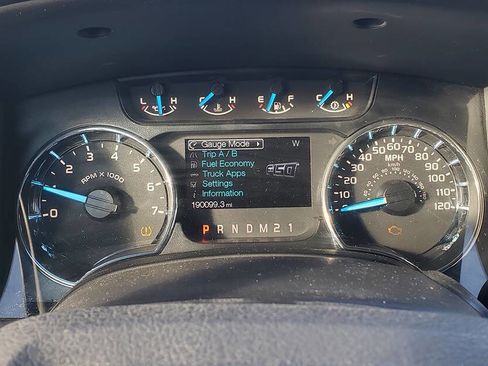 Used 2013 Ford F150 XLT w/ Luxury Equipment Group image 3