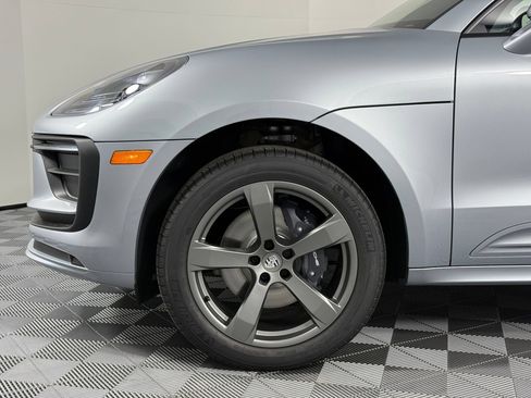 Certified 2026 Porsche Macan AWD/4WD image 13