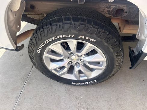 Used 2022 Chevrolet Silverado 1500 Custom RWD image 8