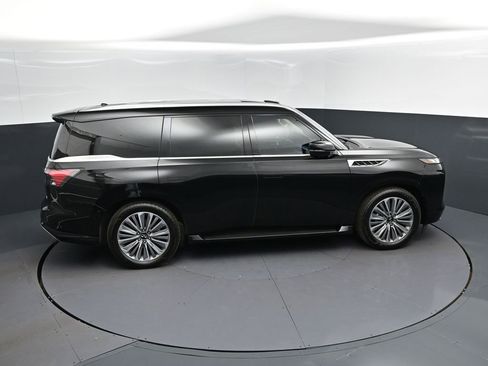 Used 2025 INFINITI QX80 Luxe RWD image 38