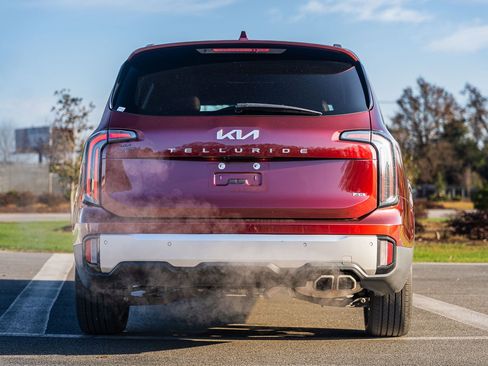 Used 2023 Kia Telluride SX Prestige image 7