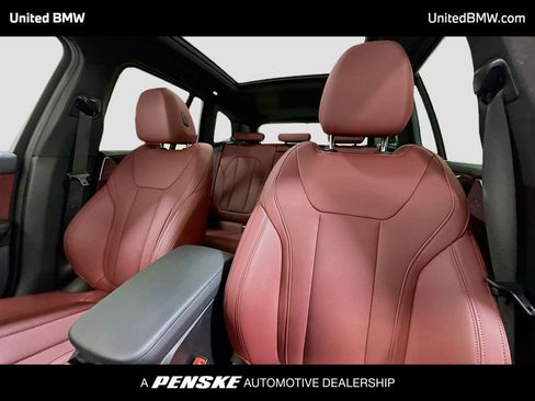 Used 2024 BMW X3 sDrive30i w/ Convenience Package w/ZPA RWD image 5