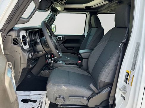 New 2026 Jeep Gladiator Mojave AWD/4WD image 24