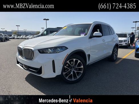 Used 2024 BMW X5 sDrive40i w/ Premium Package image 1